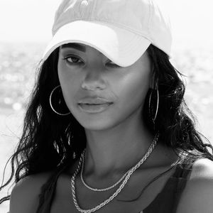 Meet your Posher, Sherry